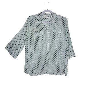 Eden & Olivia Polkadot Green&White shirt